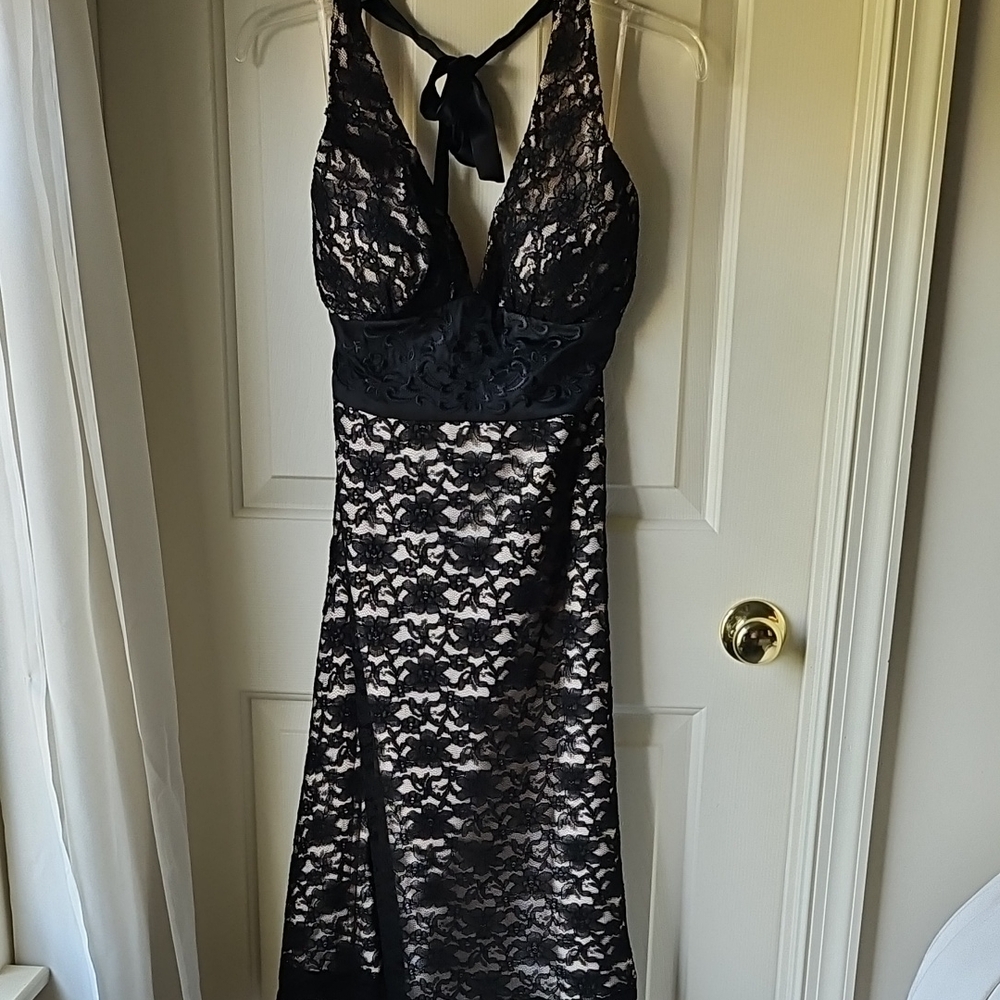 White House Black Market Black and Cream Backless Dress